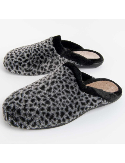 imagem de Slippers Senhora Preto1