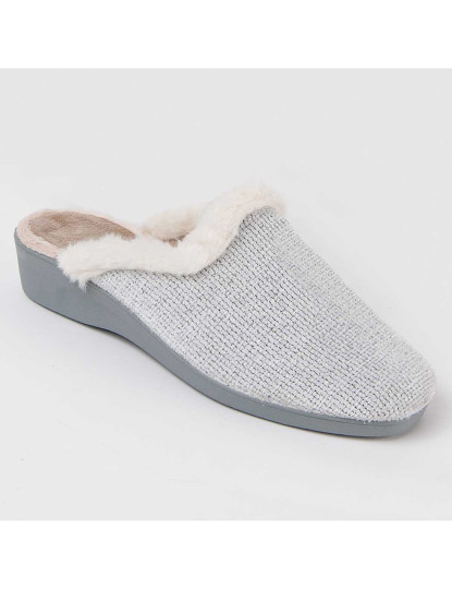 imagem de Slippers Senhora Cinza3