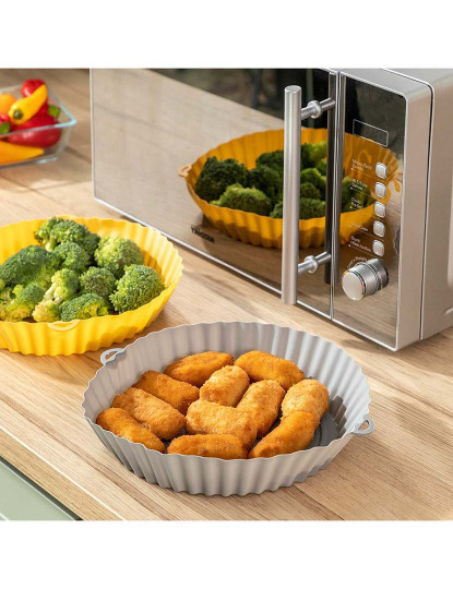 imagem de Conjunto de 2 tabuleiros para cozinhar em Air Fryer com pincel InnovaGoods7