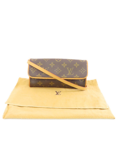 imagem de Pochette Twin PM Monogram11