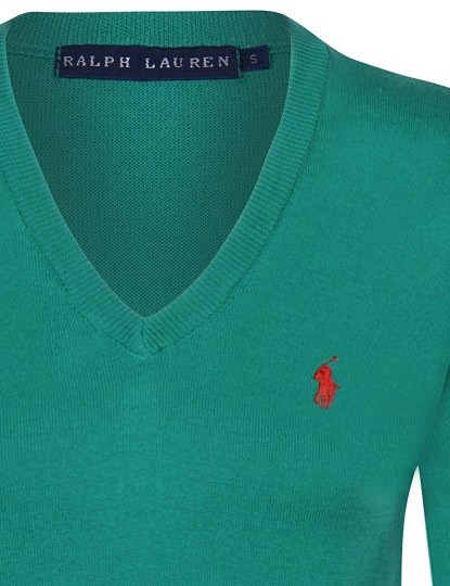 imagem de Pullover Decote em  V Senhora Verde Logotipo Vermelho2