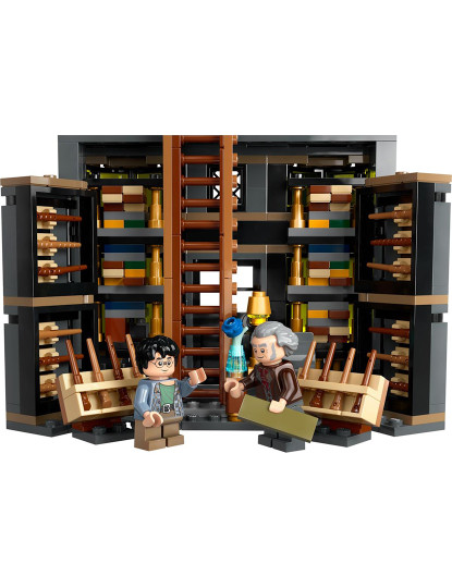 imagem de LEGO HARRY POTTER CAPAS DE MADAM MALKIN 764399