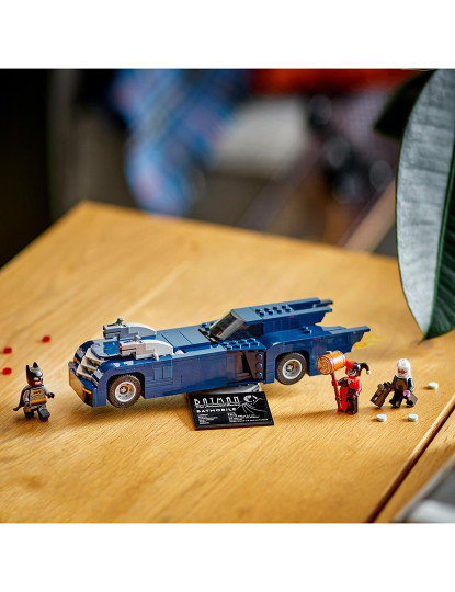 imagem de LEGO SUPER HEROES BATMOBILE  E HARLEY/FREEZE 7627412