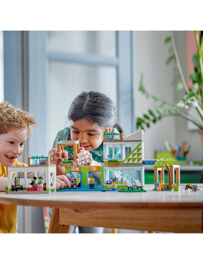 imagem de LEGO CITY CONSTRUÇÃO DE APARTAMENTOS 603659