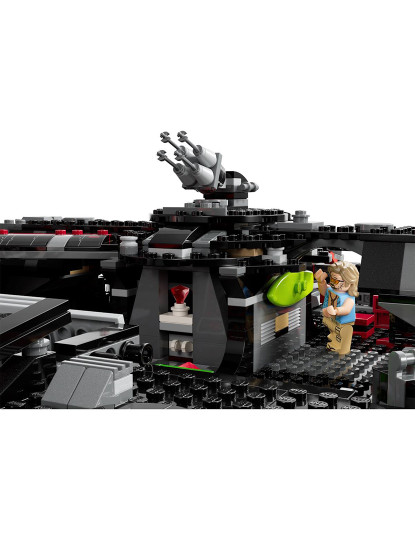 imagem de LEGO STAR WARS A DARK FALCON 753899