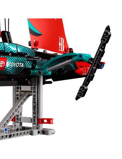 imagem de LEGO TECHNIC IATE EMIRATES NEW ZEALAND AC75 4217410