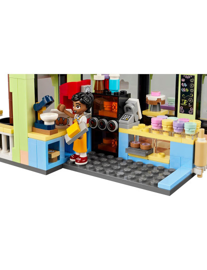 imagem de LEGO FRIENDS CAFÉ HEARTLAKE CITY 426186