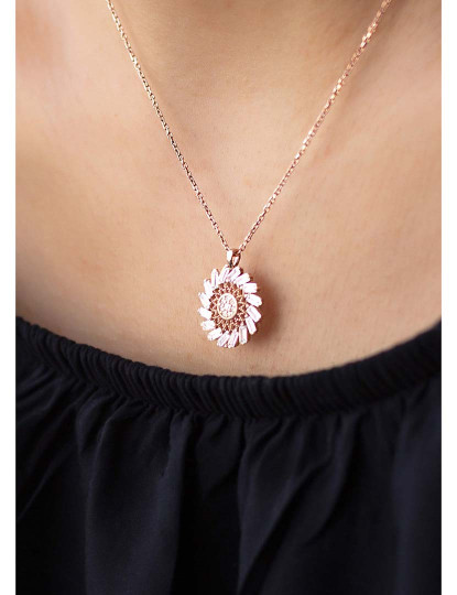 imagem de Colar Senhora Rosa Dourado1
