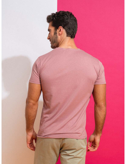 imagem de T-Shirt Básica Com Bordado Homem Rosa3