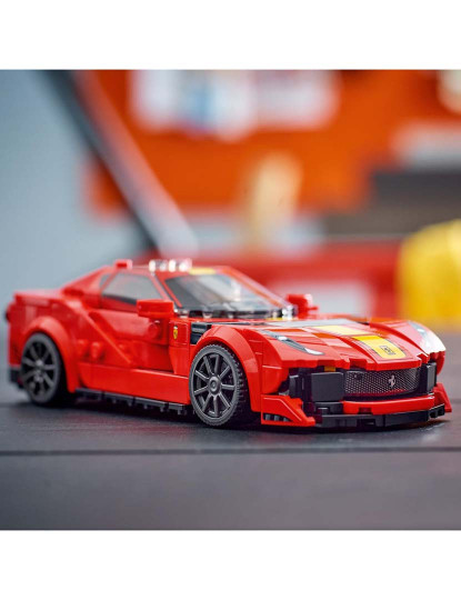 imagem de LEGO SPEED CHAMPIONS FERRARI 812 COMPETIÇÃO 769148