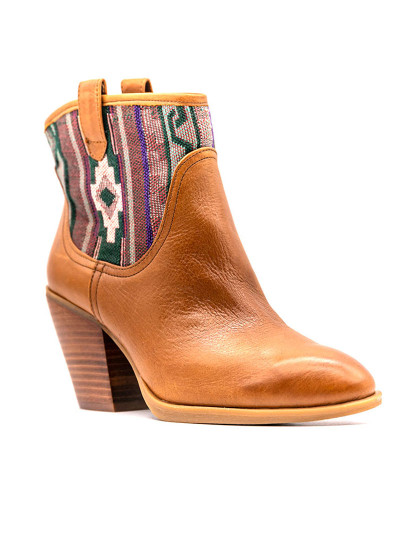 imagem de Botas Ankle Camel 1