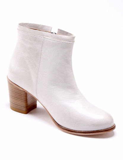 botins brancos