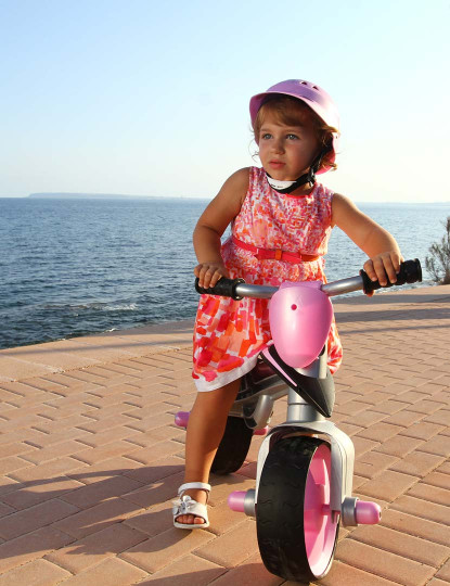 imagem de BALANCE BIKE JUMPER ROSA CON CASCO9