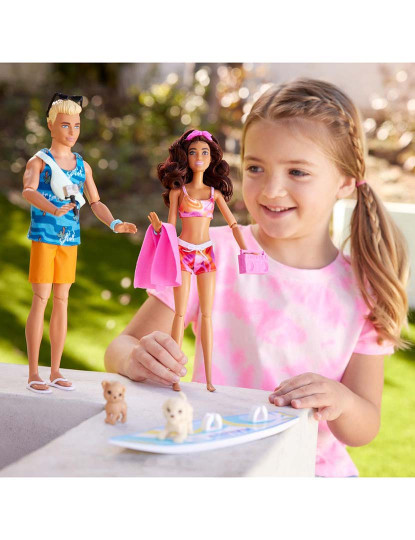imagem de Barbie Com Prancha De Surf E Acessorios Hpl697