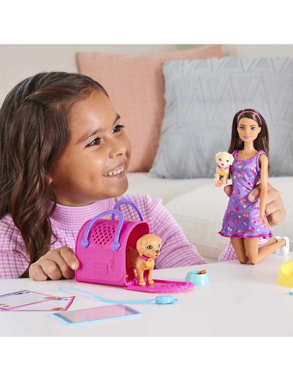 imagem de Barbie Adota Animais De Estimação Hkd867