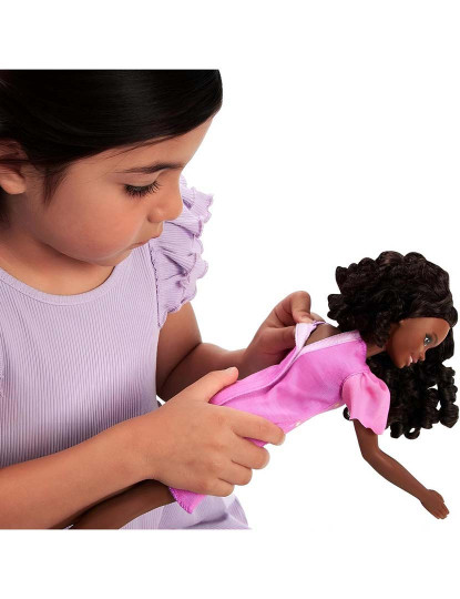 imagem de Barbie Deluxe Black Hair Hmm676