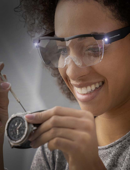 imagem de Óculos de Aumento com LED Glassoint1