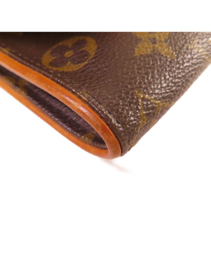 imagem de Pochette Twin PM Monogram6