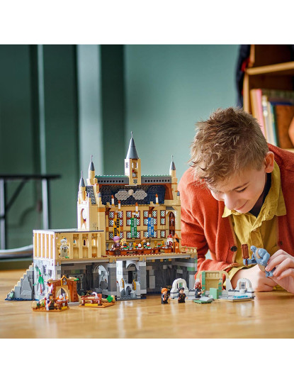 imagem de LEGO HARRY POTTER CASTELO GRANDE SALA JANTAR 7643514