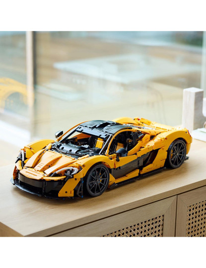 imagem de LEGO TECHNIC MCLAREN P1 4217213