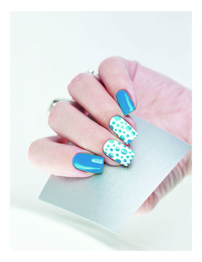 imagem de Nail Art Vinyl Mask Silver Dalmatian1