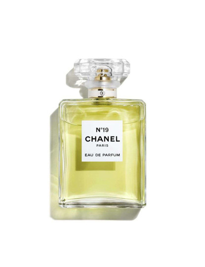 imagem de Chanel No 19 Eau de Parfum Spray 1