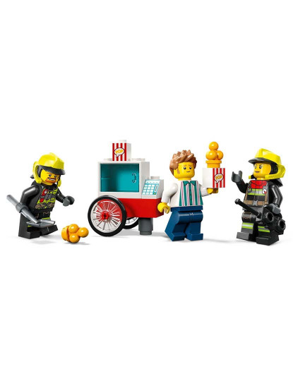 imagem de Lego City Quartel E Camião Dos Bombeiros 603756