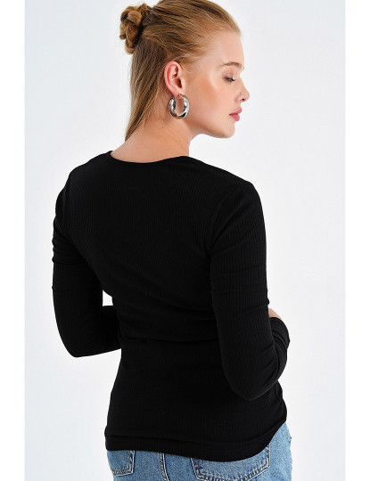 imagem de Blusa Senhora Preto4