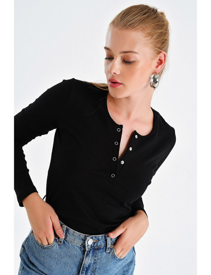 imagem de Blusa Senhora Preto2